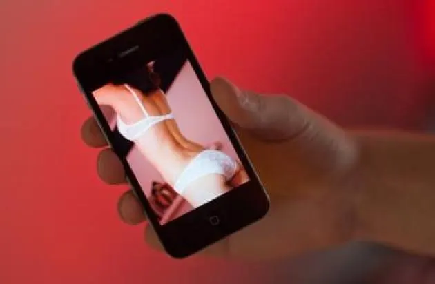 Donne More per Sesso Online: 8 Chat Erotiche da Aprire Quando Sale la Voglia